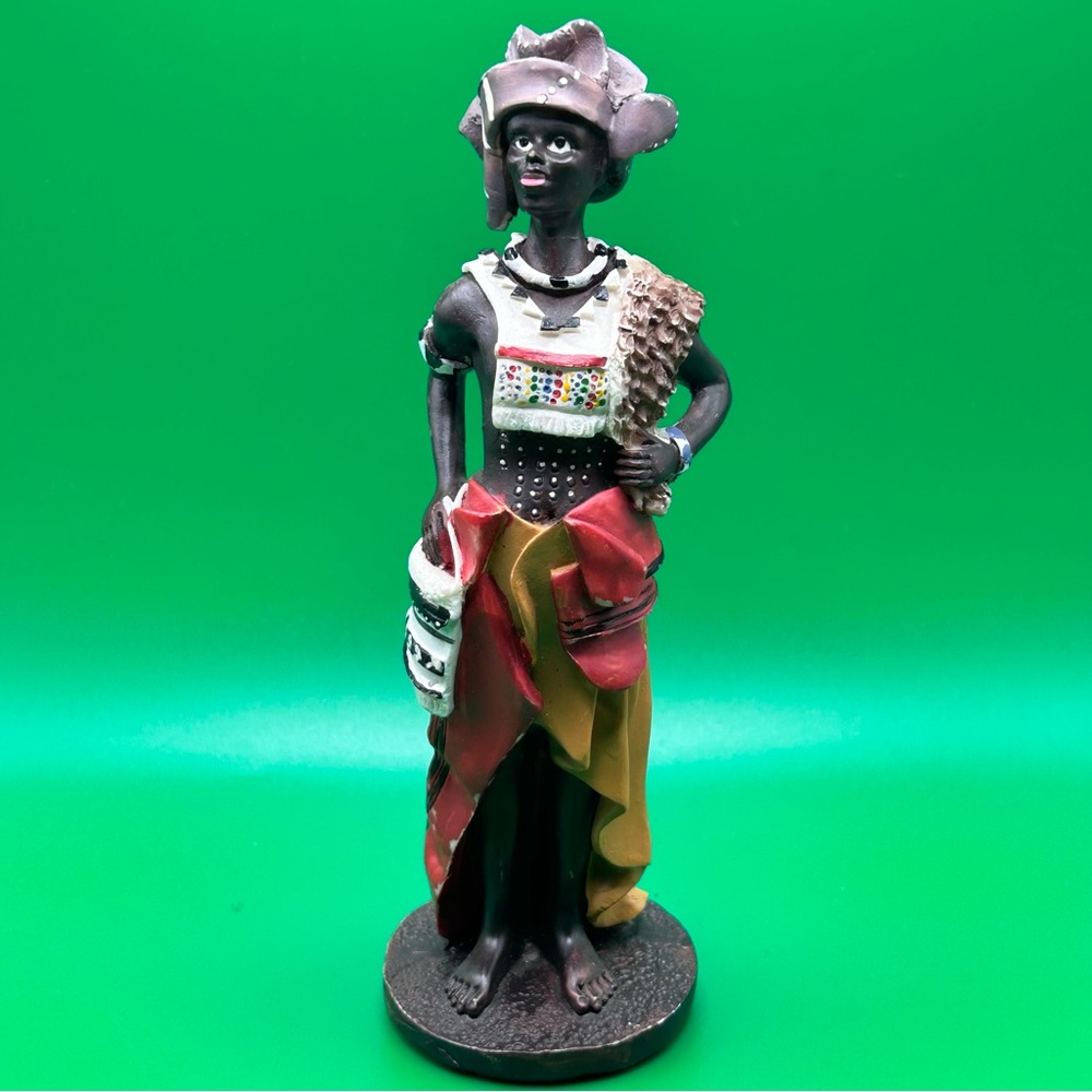 18. DANIEL BEAND AMERICAN TRIBE FEMALE COLLECTION RESIN FIGURINE 7-1/3” TALL